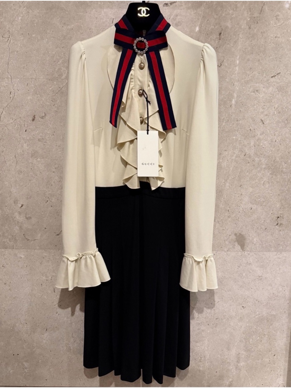 Gucci Cream and Black Ruffled Bow-Front Midi Dress with Signature Stripe